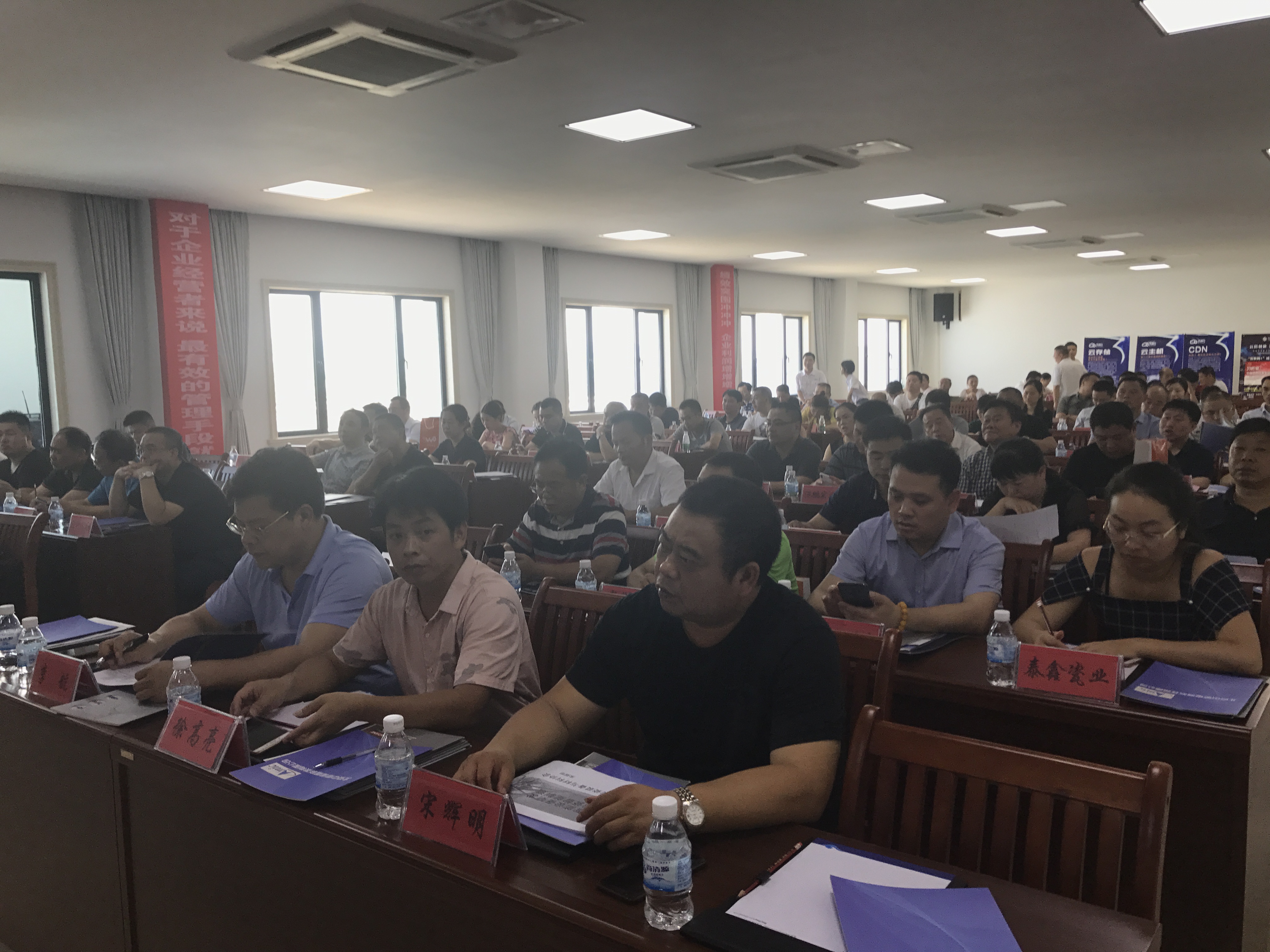 4EBBBF7B8EA4DE8EF13E2B2BBF66EB64